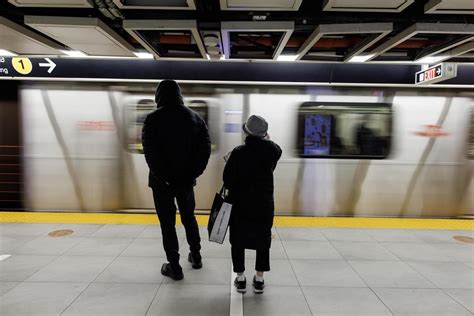 Rogers launches 5G network in Toronto subway, Bell and Telus left out for now